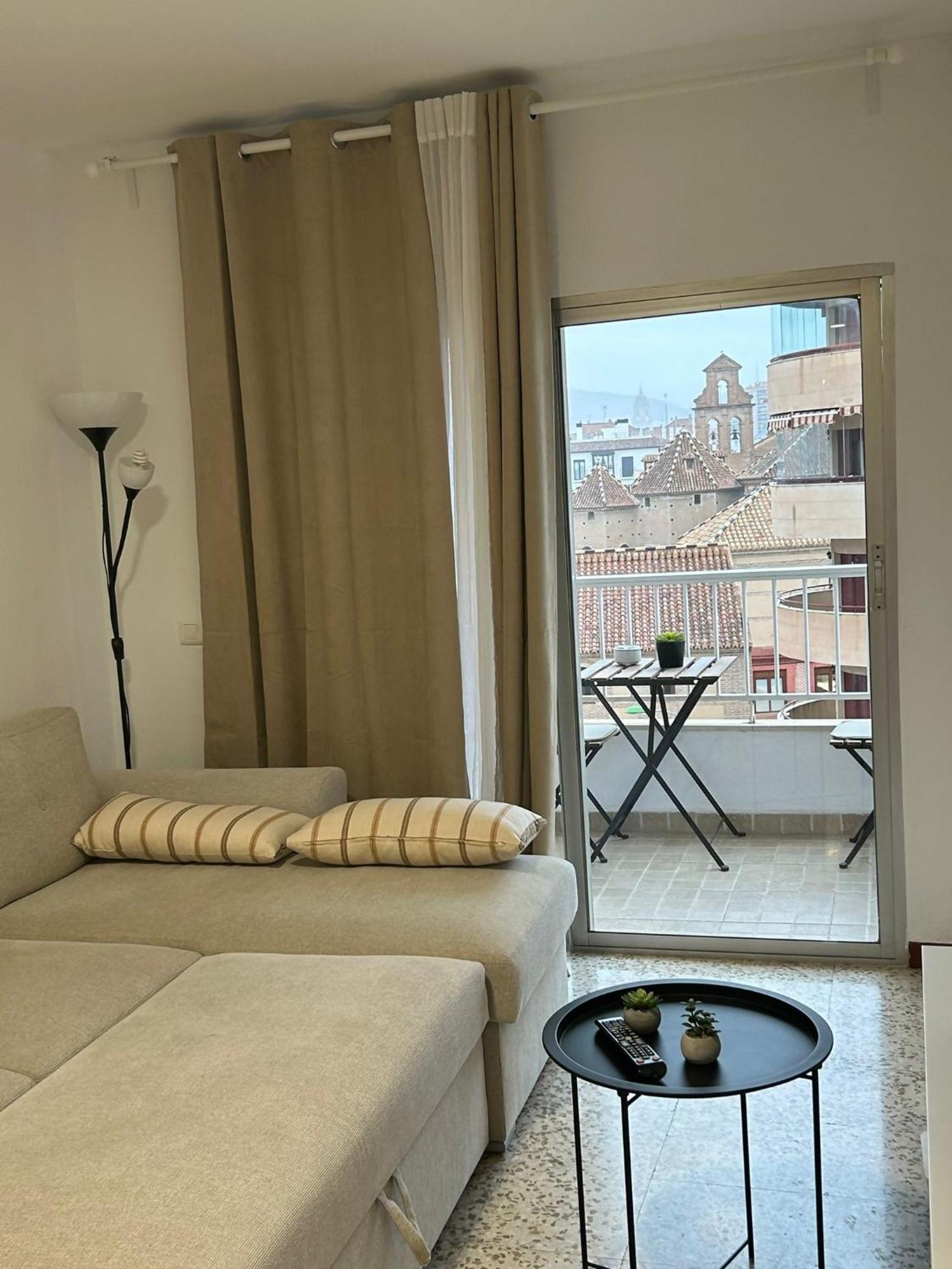 Vialia Piso Centrico Wifi Maria Zambrano Andra Appartement Málaga Buitenkant foto